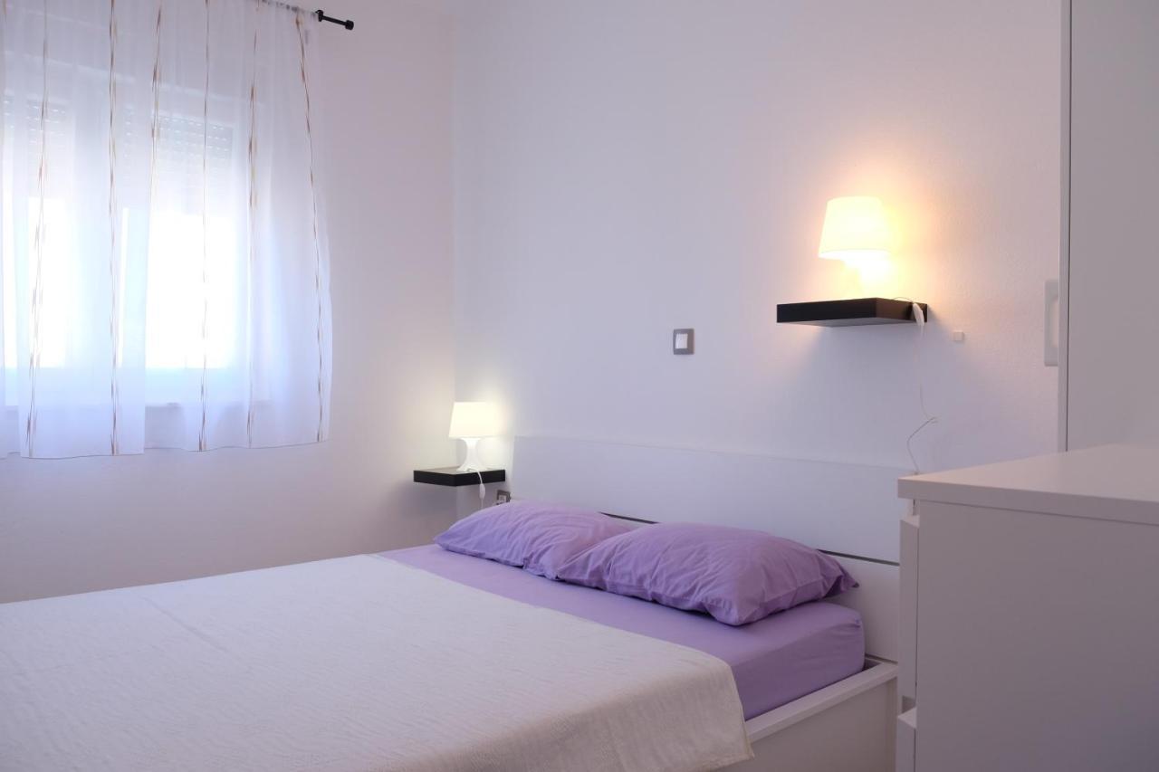 Apartmani Mojca Selce Exteriör bild