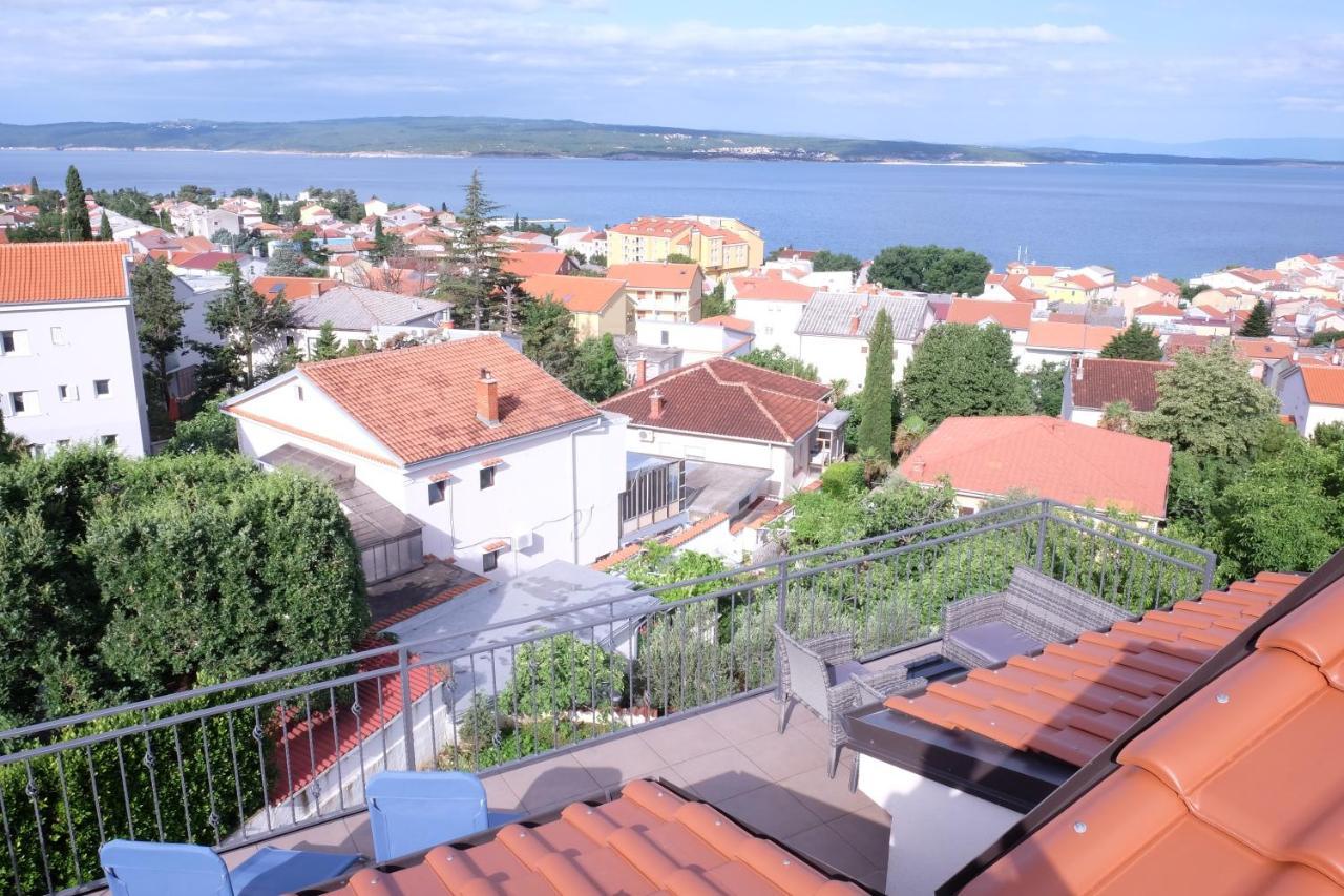 Apartmani Mojca Selce Exteriör bild
